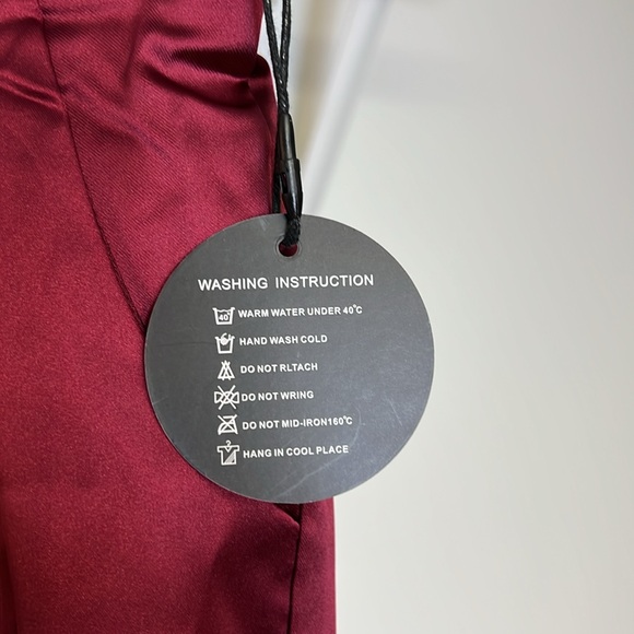 NWT Amazon Burgundy Elastic Waist Satin Pants- XS - Picture 5 of 7